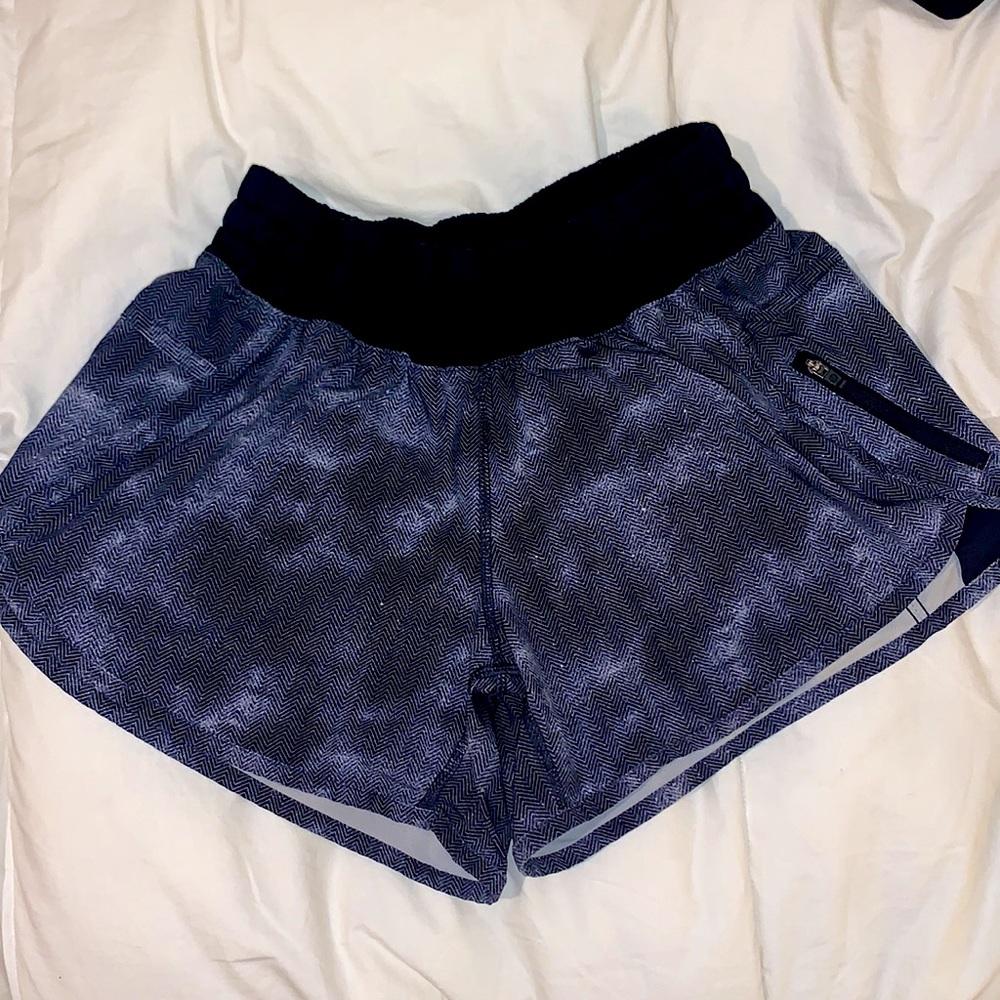 Lululemon tracker shorts